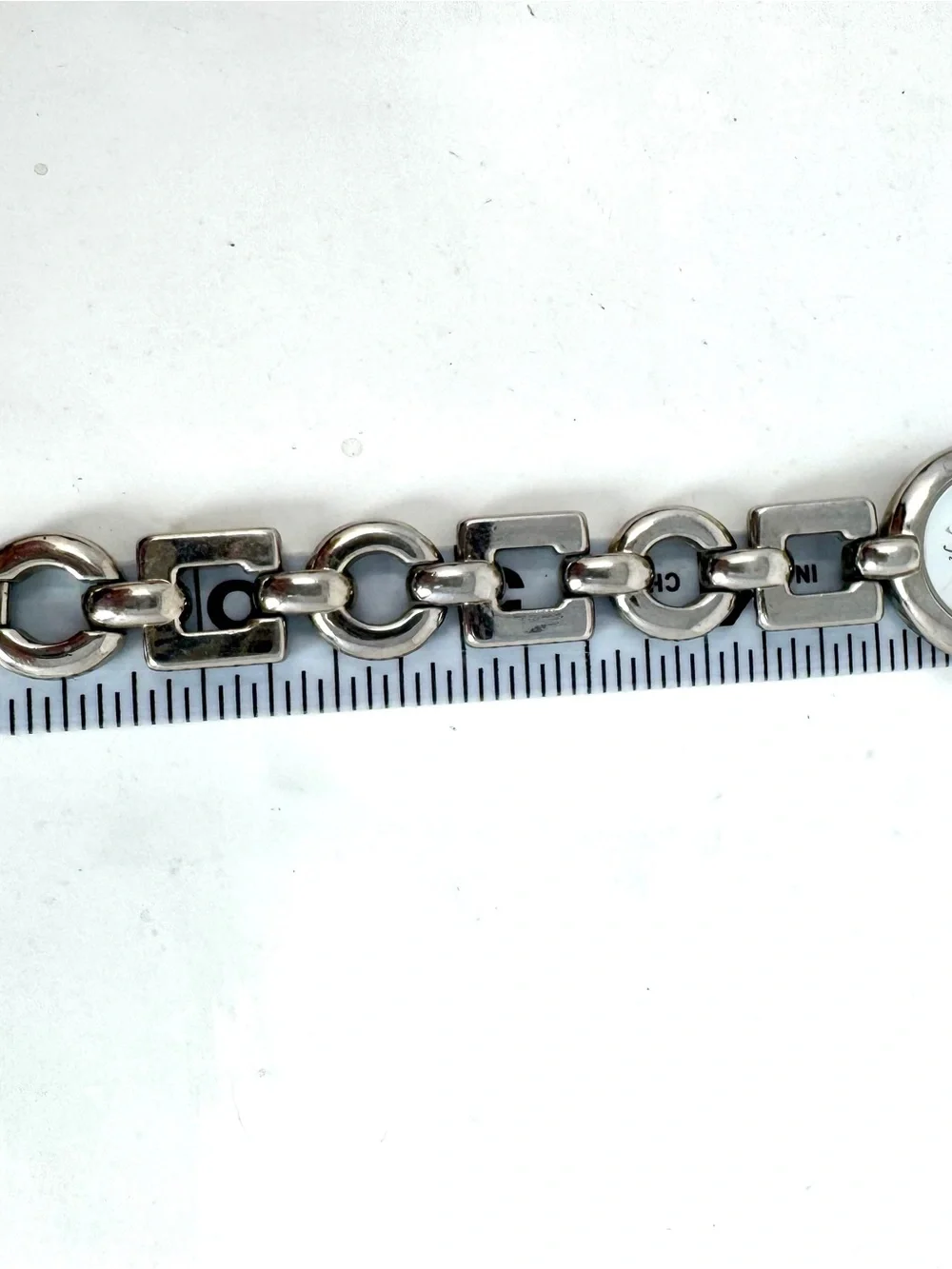 Vintage Y2K Fossil Women's Silver Bracelet Watch with Mother-of-Pearl Dial